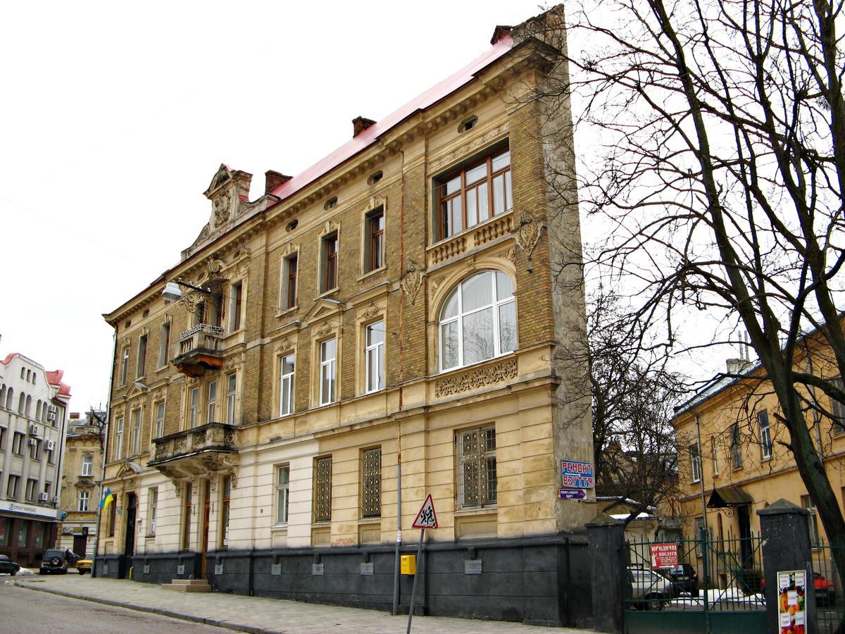 New York Hostel Lviv Exterior foto